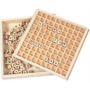 Dřevěná hra Scrabble